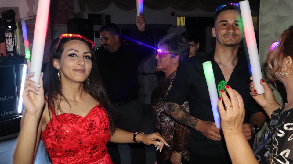 Cununie Simona si Gabi